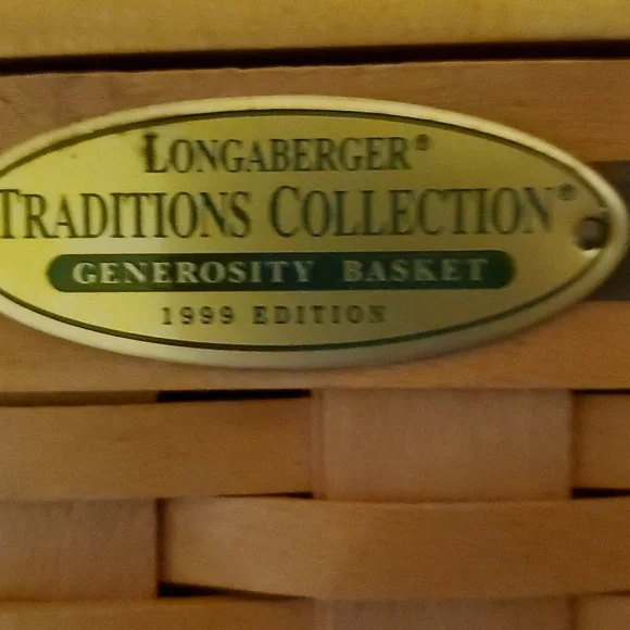 Longaberger Traditions Collection 1999 Edition Generosity basket - Picture 2 of 15